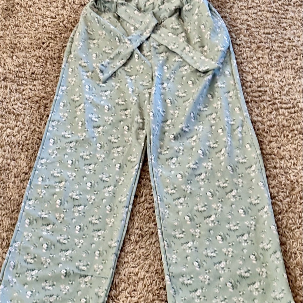 Chic Floral Pants with Tie Waist